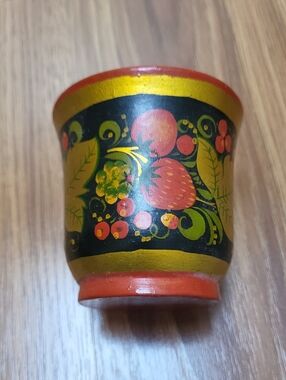 Khokhloma Hand-Painted Floral Strawberry Wooden  Cup in Black & Gold